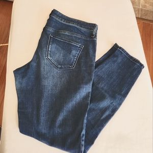 Universal Thread Skinny Jeans, 6/28R